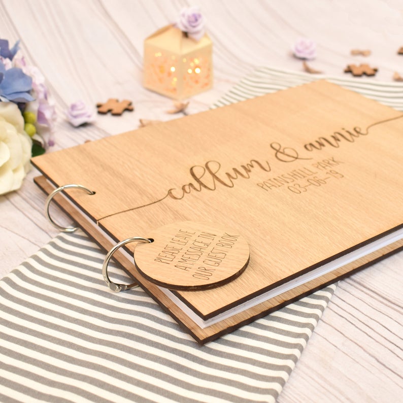 كتاب ضيوف زفاف خشبي مخصص ، سجل - مراجعة Personalized Guest Book وسعره